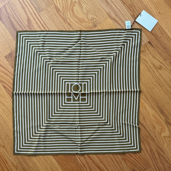 Toteme Silk Scarf Olive Khaki NWT - Picture 2 of 6